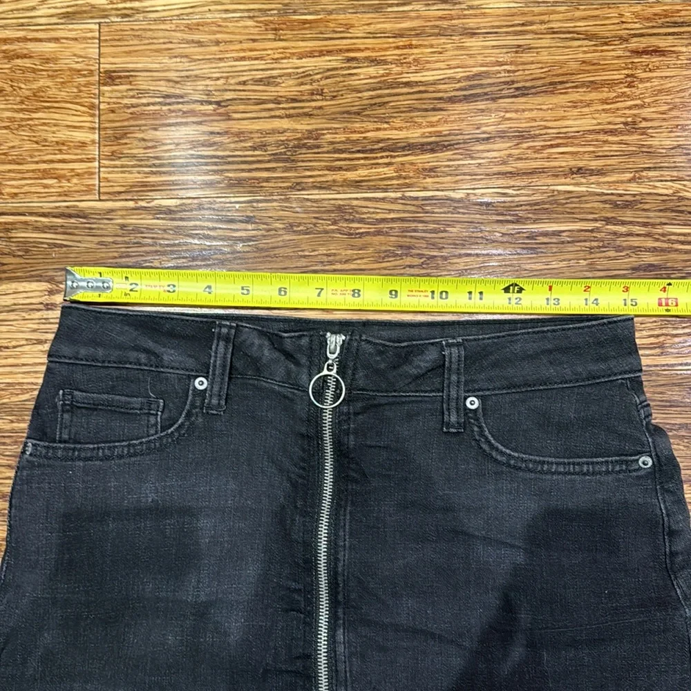 Arizona Jean Co black zip front denim mini skirt size 9